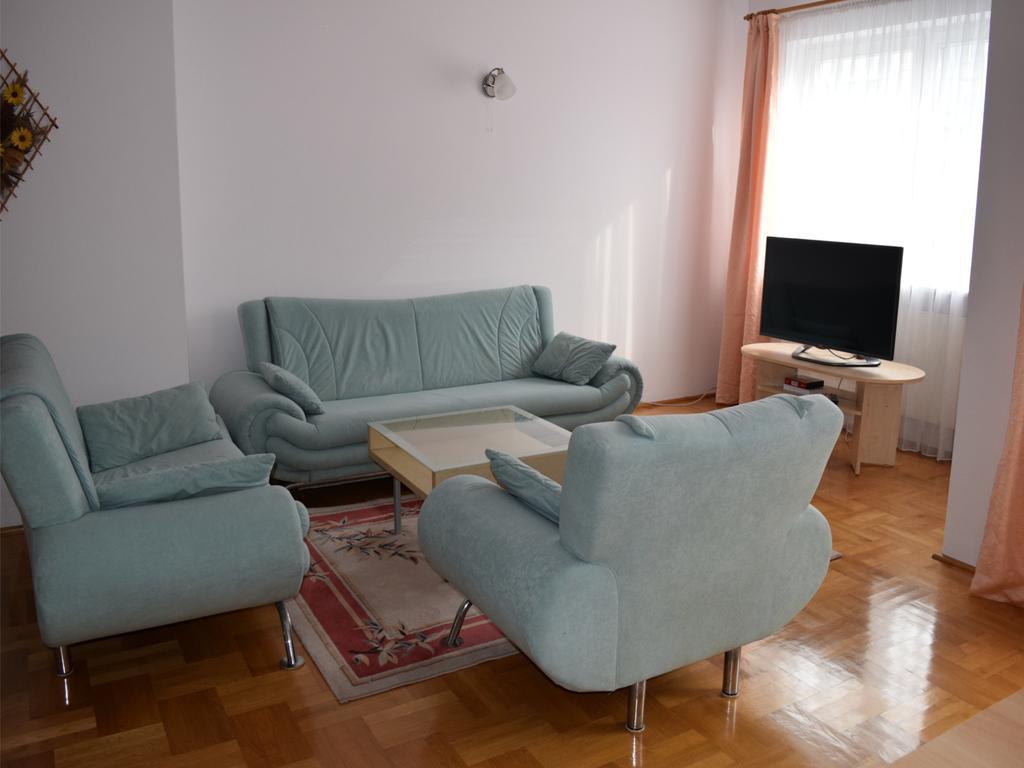 Dgm Apartment وارسو المظهر الخارجي الصورة